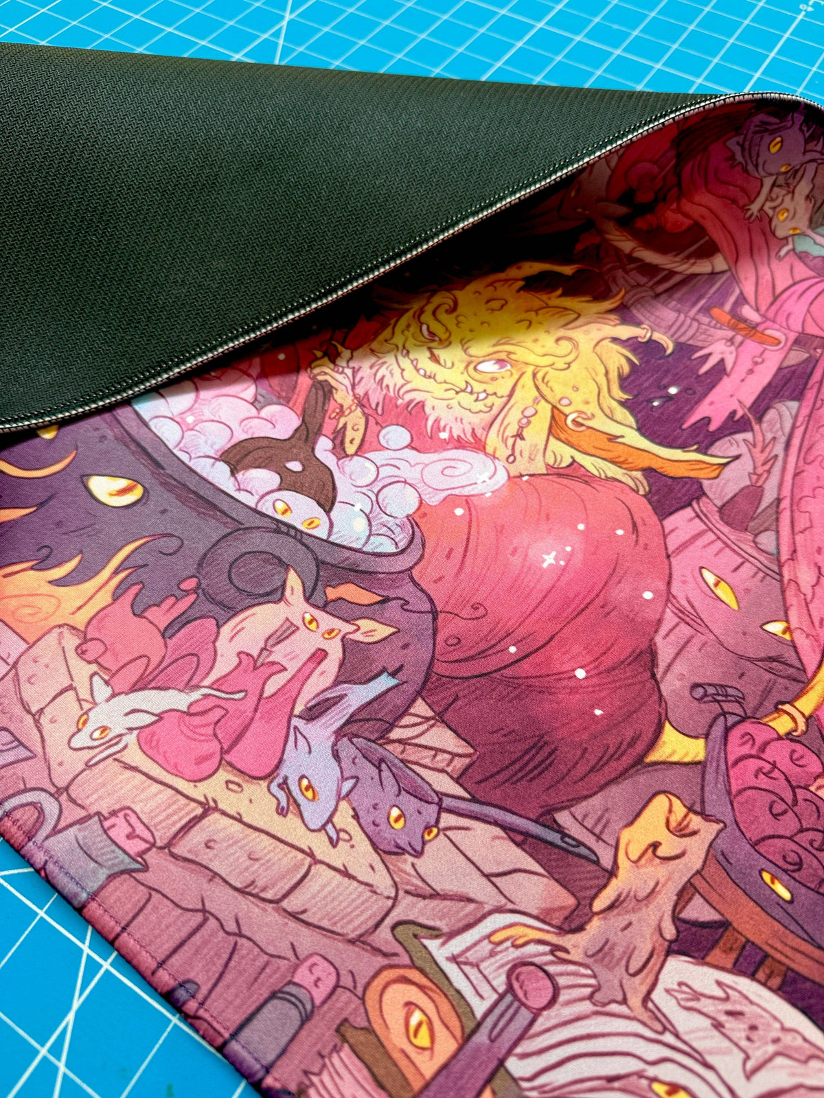 Interior Bundle Card: Lorwyn Eclipse Desk-mat / Playmat